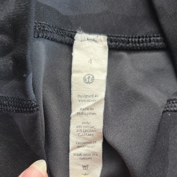 Lululemon Athletica Gray Camouflage Leggings - Picture 5 of 6